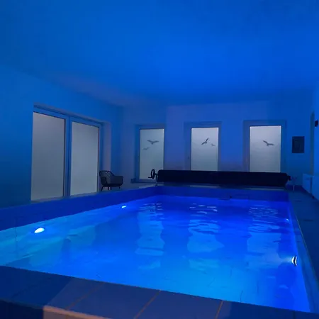 Pool & Peace Holiday home